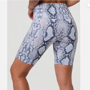 Onzie Small Anaconda Animal Print Ana High Rise Bike Women's Shorts Size S/M